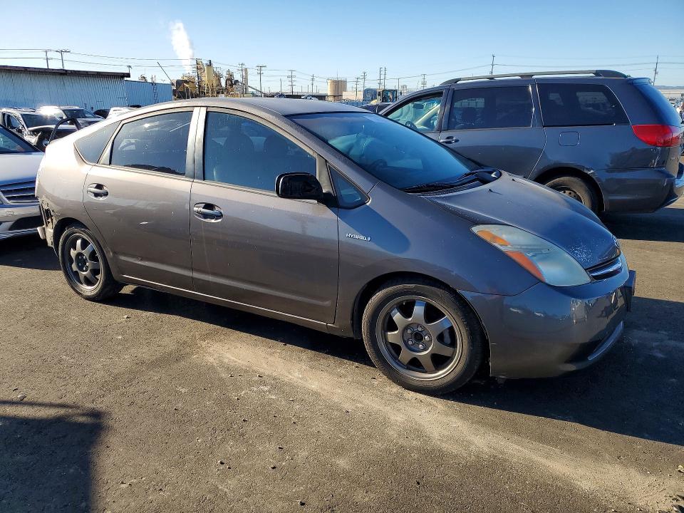 Photo 4 from auction – 2007 TOYOTA PRIUS with VIN JTDKB20U373268261