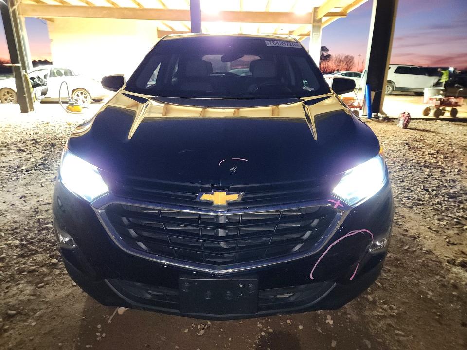 Photo 5 from auction – 2020 CHEVROLET EQUINOX with VIN 2GNAXHEV2L6181477