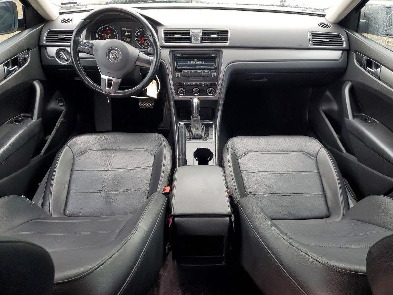 Photo 8 from auction – 2015 VOLKSWAGEN PASSAT with VIN 1VWAT7A3XFC008429