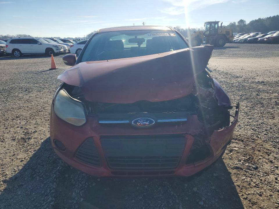 Photo 5 from auction – 2014 FORD FOCUS with VIN 1FADP3F26EL425516