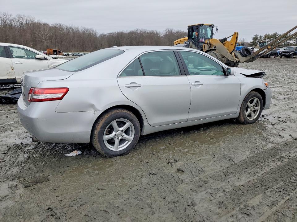 Photo 3 from auction – 2010 TOYOTA CAMRY with VIN 4T4BF3EK2AR017414