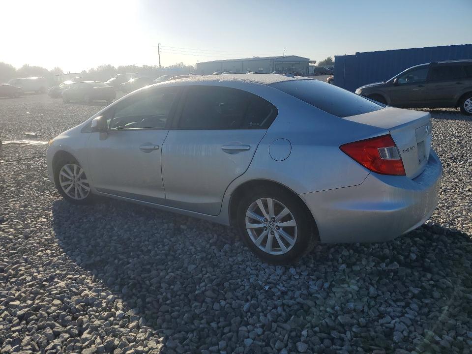 Photo 2 from auction – 2012 HONDA CIVIC EXL with VIN 2HGFB2F98CH506022