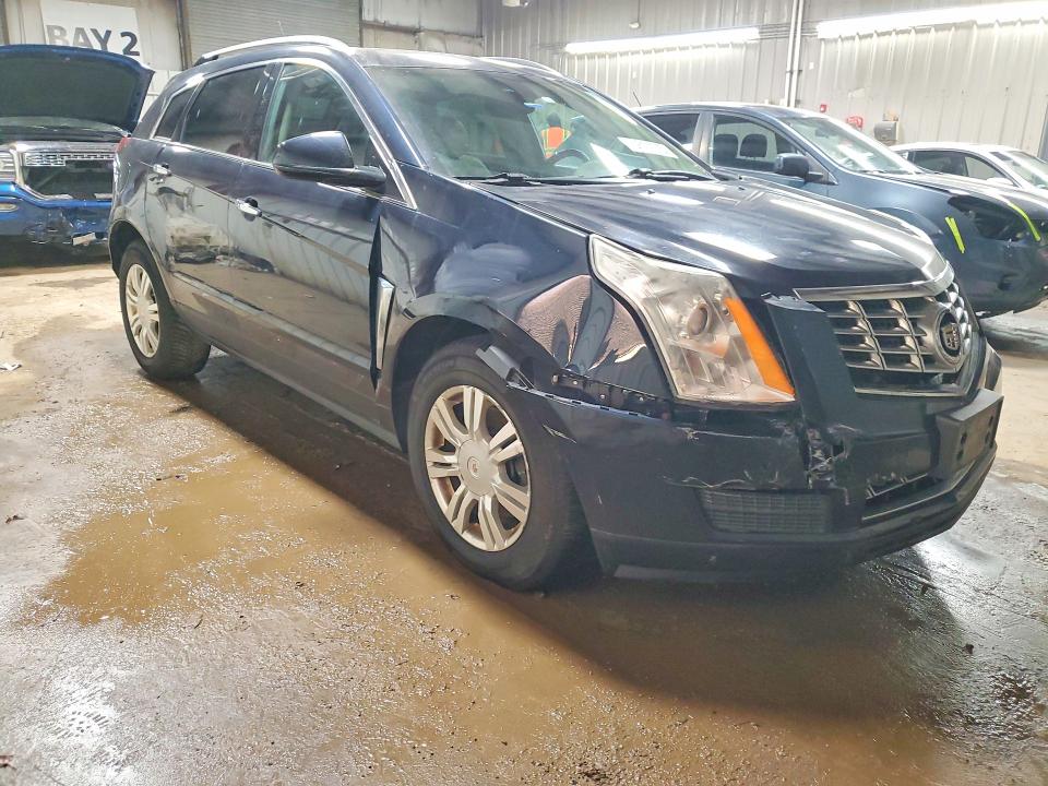 Photo 4 from auction – 2014 CADILLAC SRX LUXURY with VIN 3GYFNEE38ES644335