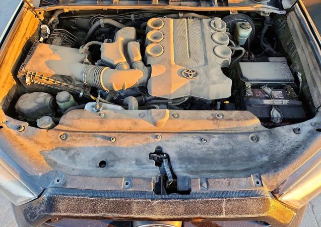 Photo 11 from auction – 2016 TOYOTA 4RUNNER with VIN JTEZU5JR7G5143459