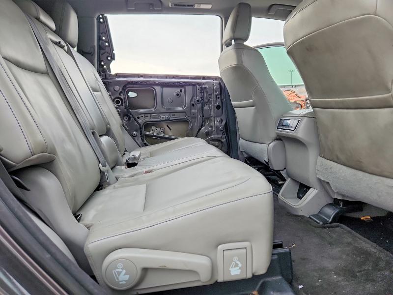 Photo 11 from auction – 2017 TOYOTA HIGHLANDER with VIN 5TDKZRFH1HS508244