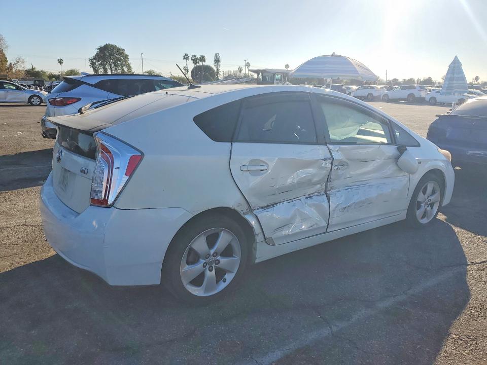 Photo 3 from auction – 2012 TOYOTA PRIUS with VIN JTDKN3DU1C5438316