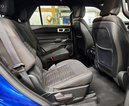 Photo 11 from auction – 2020 FORD EXPLORER with VIN 1FMSK8DHXLGA90508