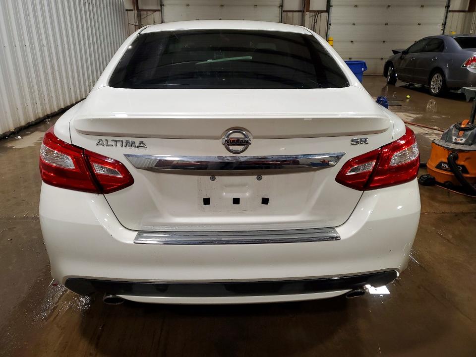 Photo 6 from auction – 2016 NISSAN ALTIMA 2.5 with VIN 1N4AL3AP1GN387170