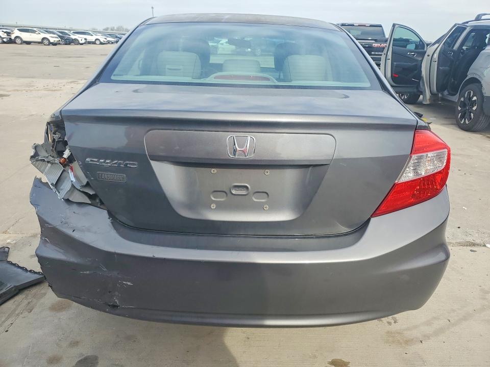 Photo 6 from auction – 2012 HONDA CIVIC with VIN 2HGFB2F95CH521688