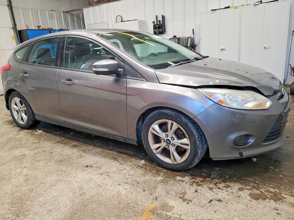 Photo 4 from auction – 2014 FORD FOCUS SE with VIN 1FADP3K27EL163477