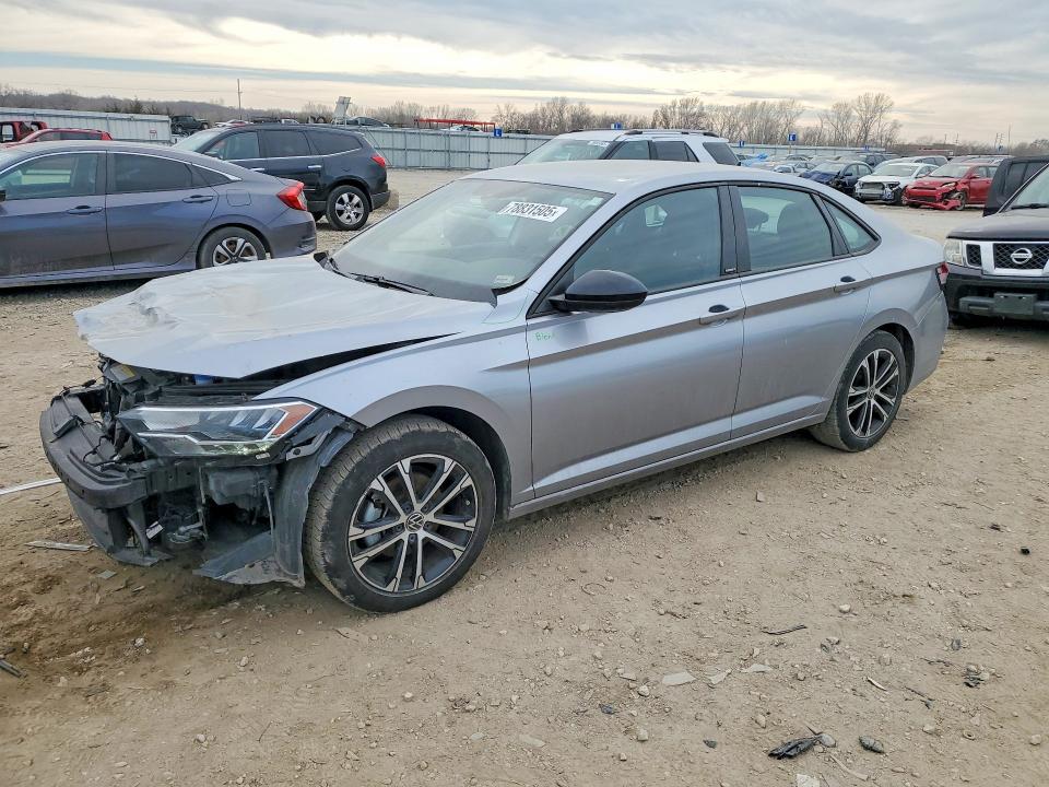 VOLKSWAGEN JETTA 2023 with VIN 3VWBM7BU0PM054943 - Photo from auction