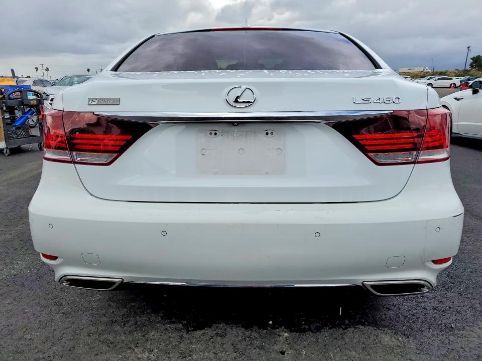 Photo 6 from auction – 2015 LEXUS LS with VIN JTHBL5EF7F5134234