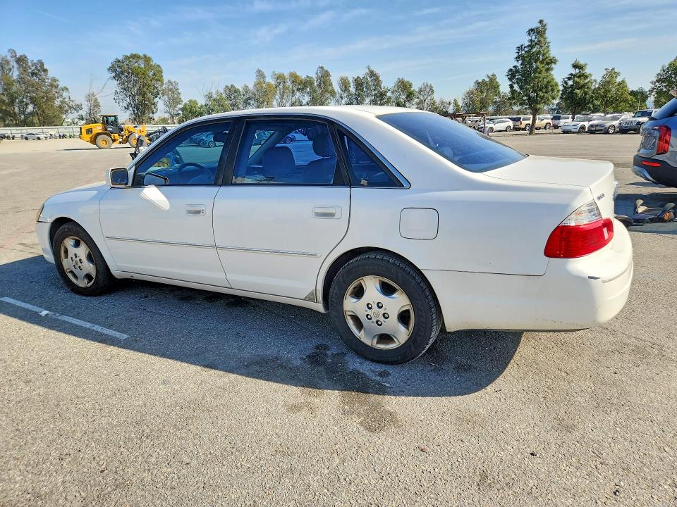 Photo 2 from auction – 2004 TOYOTA AVALON XL with VIN 4T1BF28BX4U347418