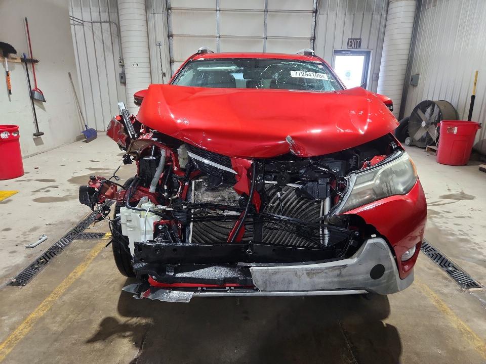 Photo 5 from auction – 2014 TOYOTA RAV4 with VIN 2T3DFREV0EW224123
