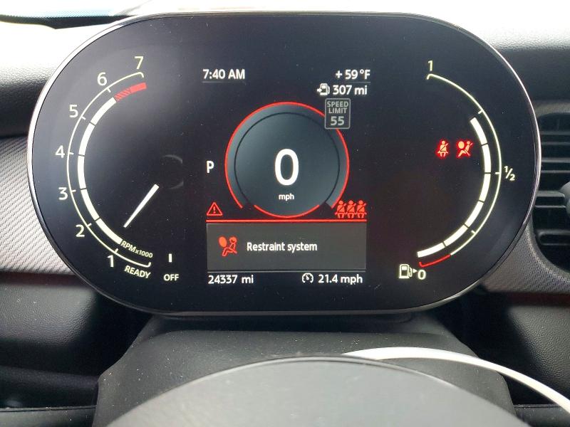 Photo 9 from auction – 2022 MINI COOPER with VIN WMW33DK01N2P61878