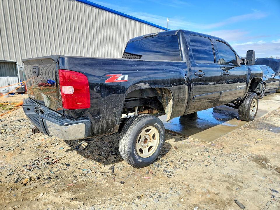 Photo 3 from auction – 2007 CHEVROLET SILVERADO with VIN 2GCEC13J371515614