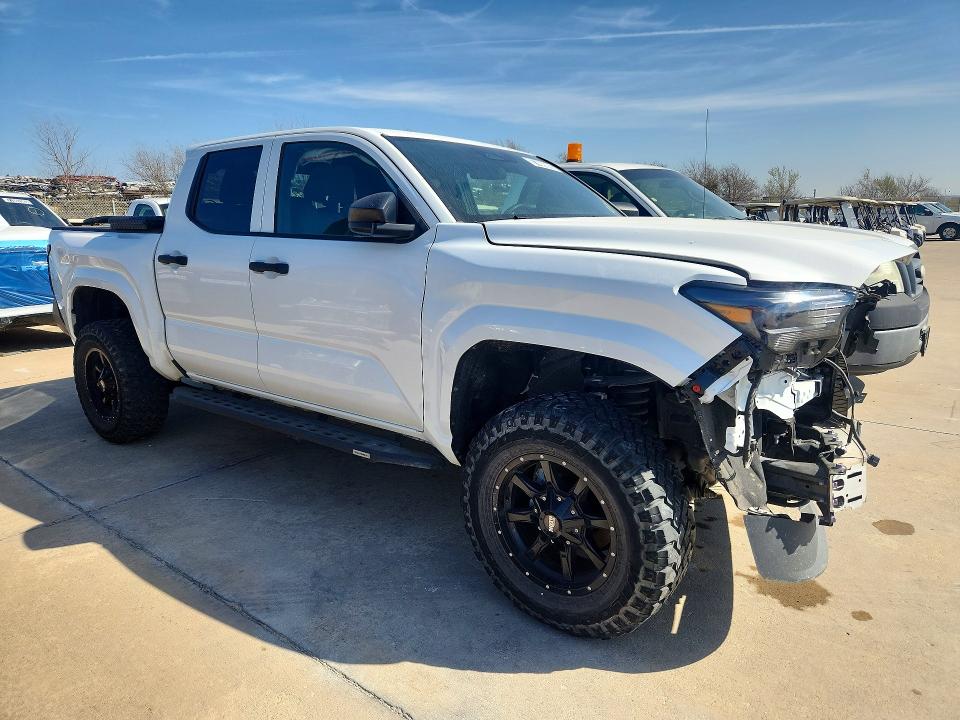 Photo 4 from auction – 2024 TOYOTA TACOMA with VIN 3TYLD5KNXRT003610