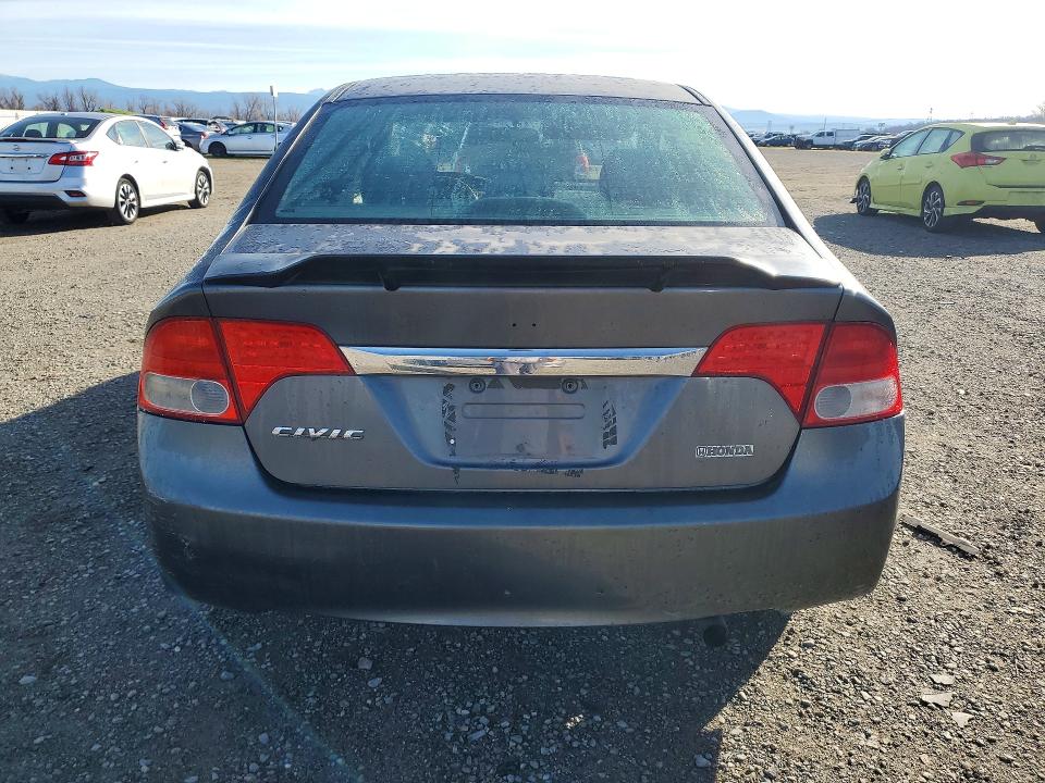 Photo 6 from auction – 2010 HONDA CIVIC with VIN 19XFA1F82AE009138