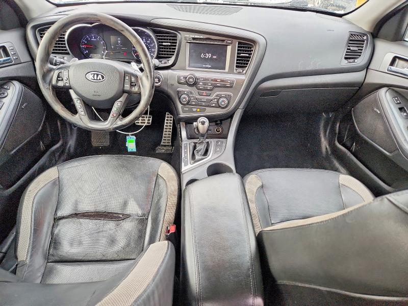 Photo 8 from auction – 2012 KIA OPTIMA with VIN 5XXGR4A61CG057924
