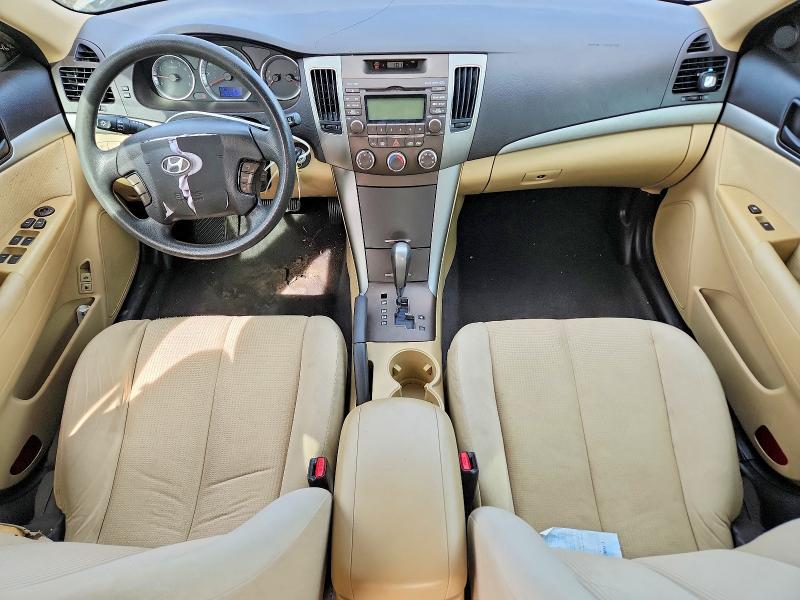 Photo 8 from auction – 2010 HYUNDAI SONATA with VIN 5NPET4AC7AH591767