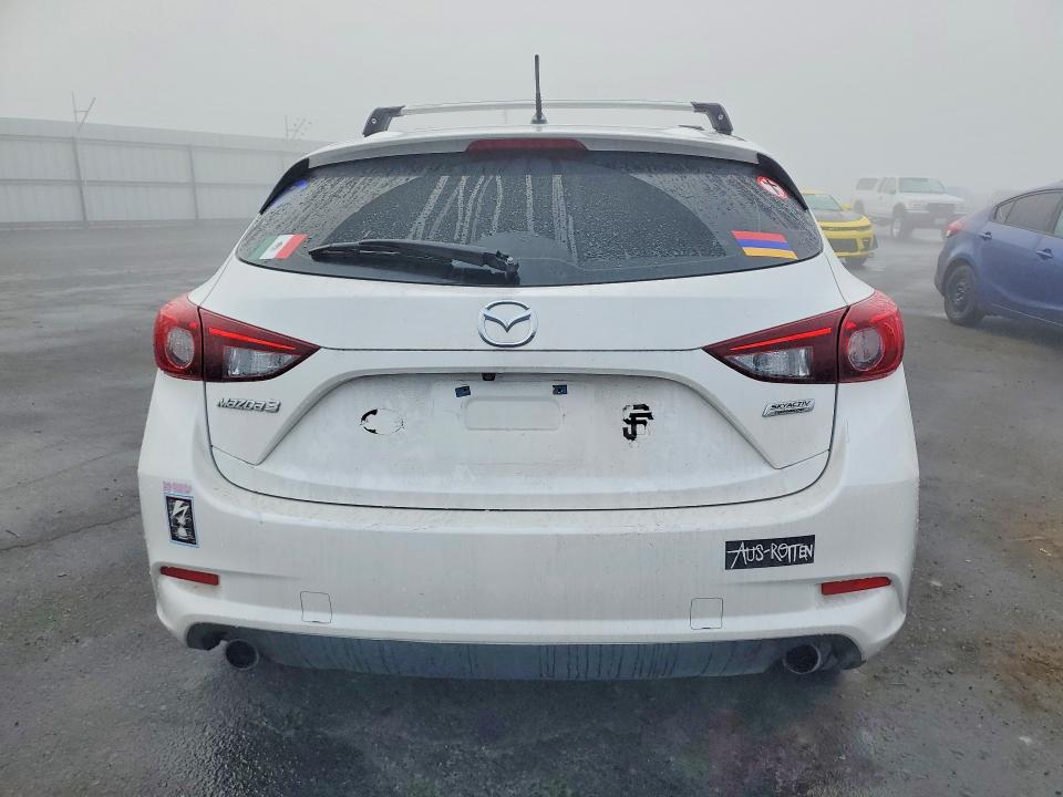 Photo 6 from auction – 2018 MAZDA 3 with VIN 3MZBN1K74JM208517