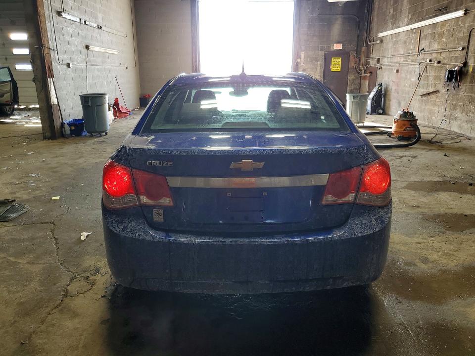 Photo 6 from auction – 2012 CHEVROLET CRUZE LS with VIN 1G1PC5SH4C7236239