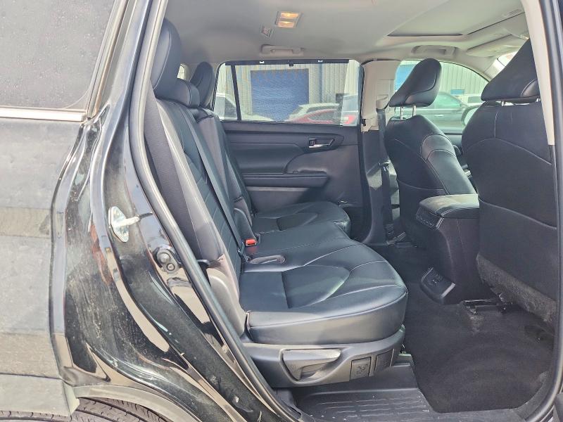 Photo 11 from auction – 2023 TOYOTA HIGHLANDER with VIN 5TDKDRAH1PS004183