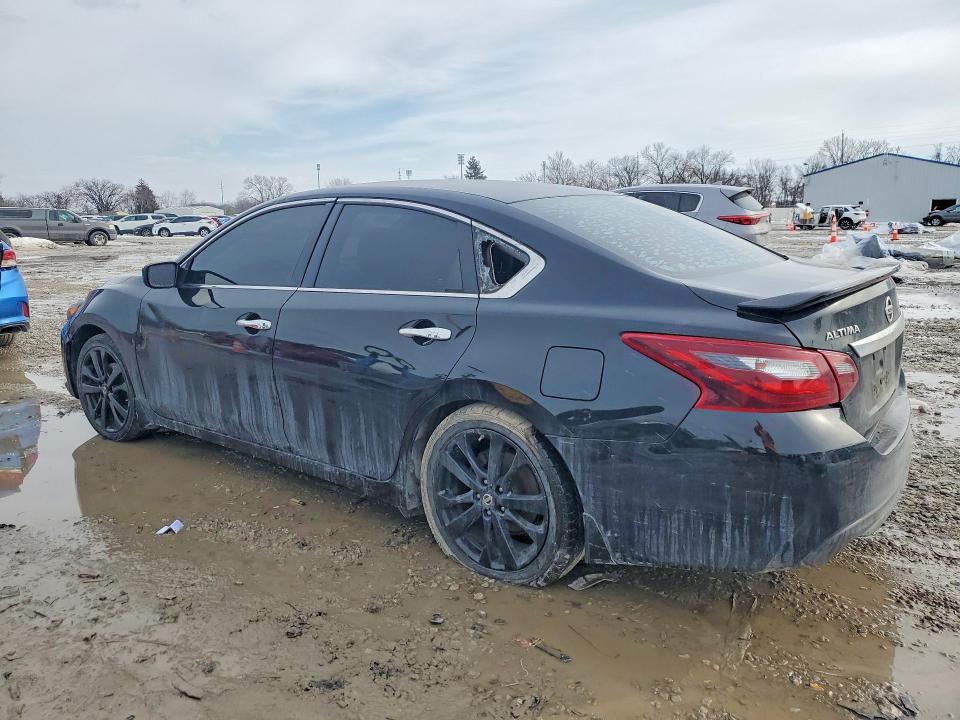 Photo 2 from auction – 2017 NISSAN ALTIMA with VIN 1N4AL3AP1HC258505