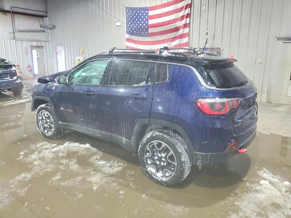 Photo 2 from auction – 2019 JEEP COMPASS with VIN 3C4NJDDB2KT627827