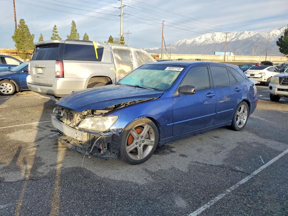 LEXUS IS 300 SPO 2002 with VIN JTHED192820036461 - Photo from auction