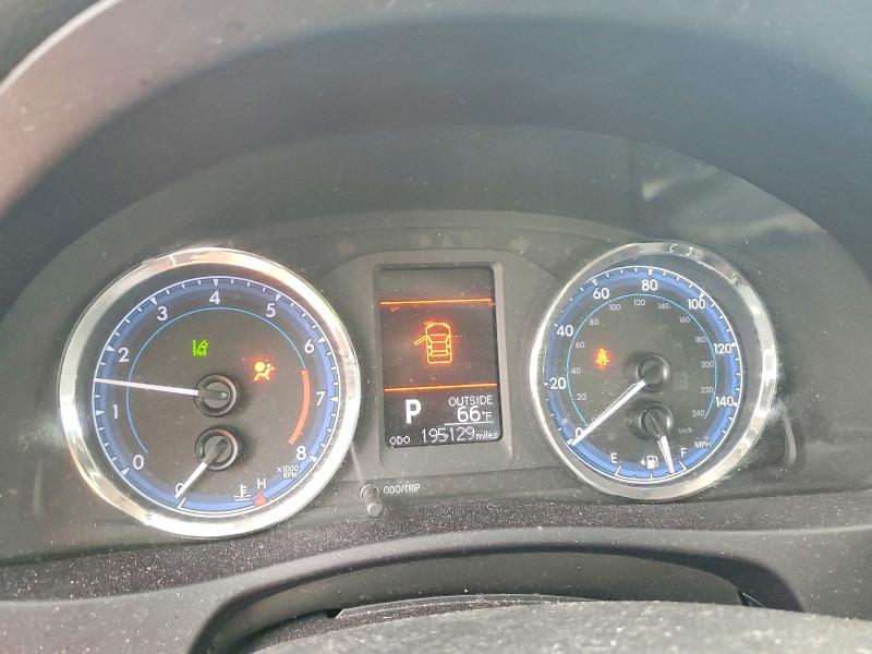 Photo 9 from auction – 2019 TOYOTA COROLLA with VIN 5YFBURHE2KP940360