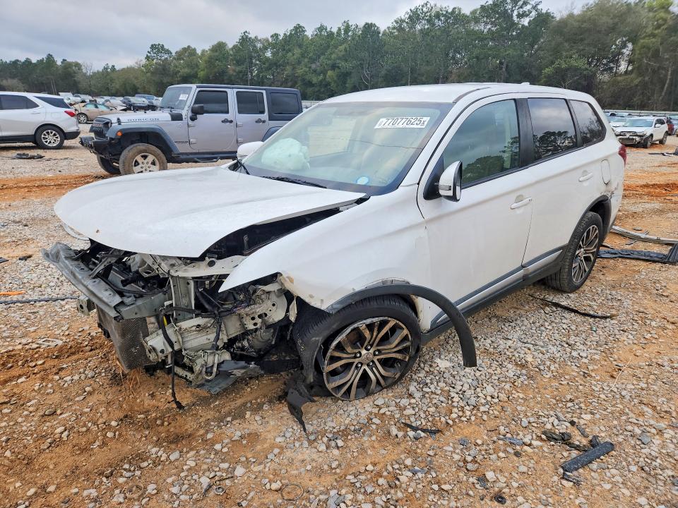 MITSUBISHI OUTLANDER 2017 with VIN JA4AD3A33HZ029092 - Photo from auction