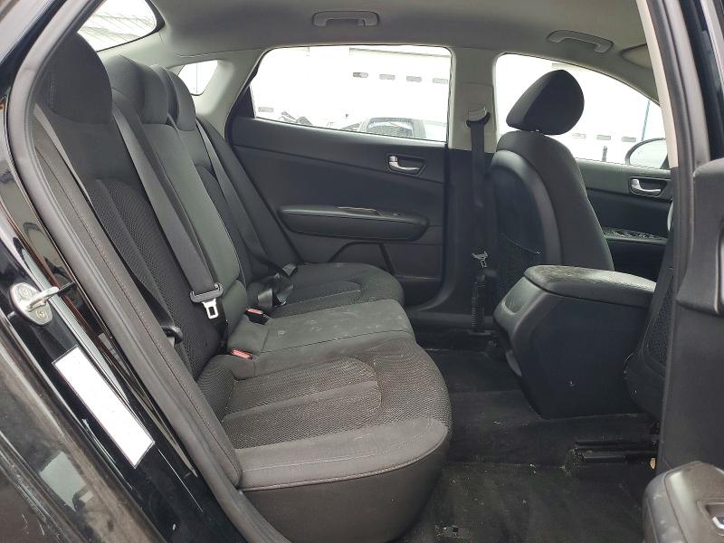 Photo 10 from auction – 2019 KIA OPTIMA LX with VIN 5XXGT4L36KG280608
