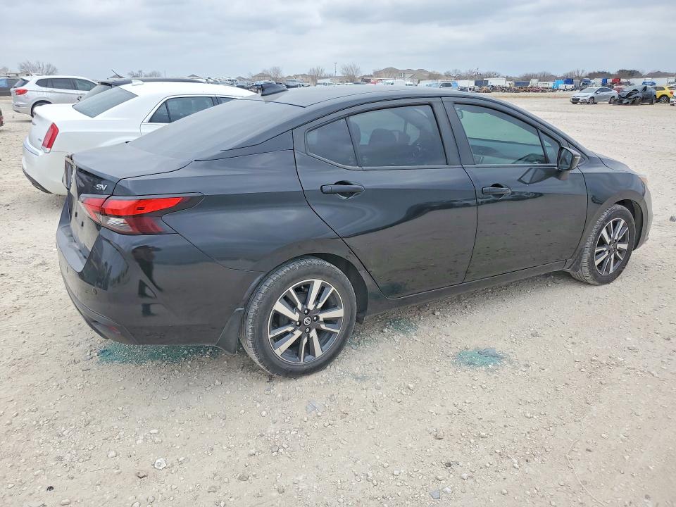 Photo 3 from auction – 2020 NISSAN VERSA with VIN 3N1CN8EV4LL902498