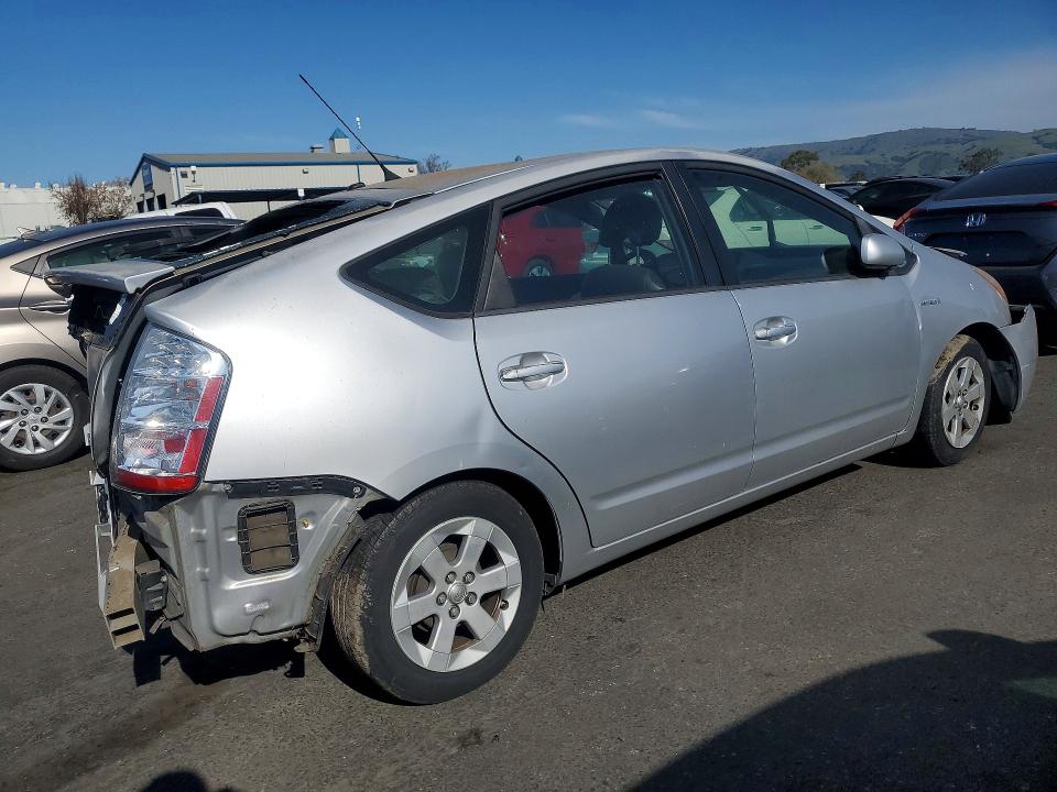 Photo 3 from auction – 2008 TOYOTA PRIUS with VIN JTDKB20U483449998