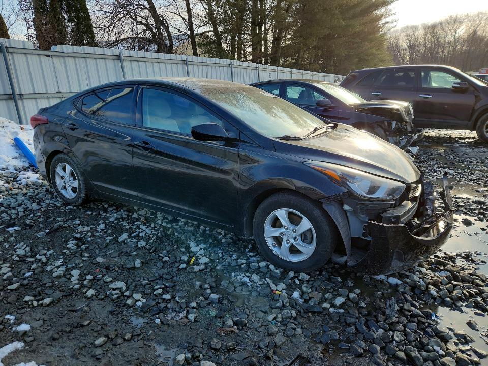 Photo 4 from auction – 2015 HYUNDAI ELANTRA with VIN KMHDH4AEXFU437786