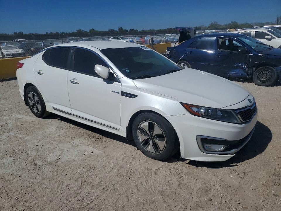 Photo 4 from auction – 2013 KIA OPTIMA with VIN KNAGM4AD2D5061142