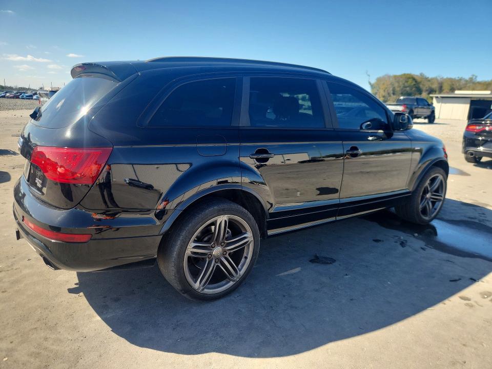 Photo 3 from auction – 2015 AUDI Q7 PRESTIG with VIN WA1DGAFE9FD021172