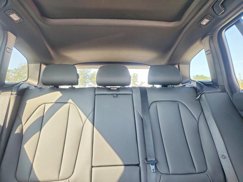 Photo 10 from auction – 2019 BMW X3 SDRIVE3 with VIN 5UXTR7C51KLF31942