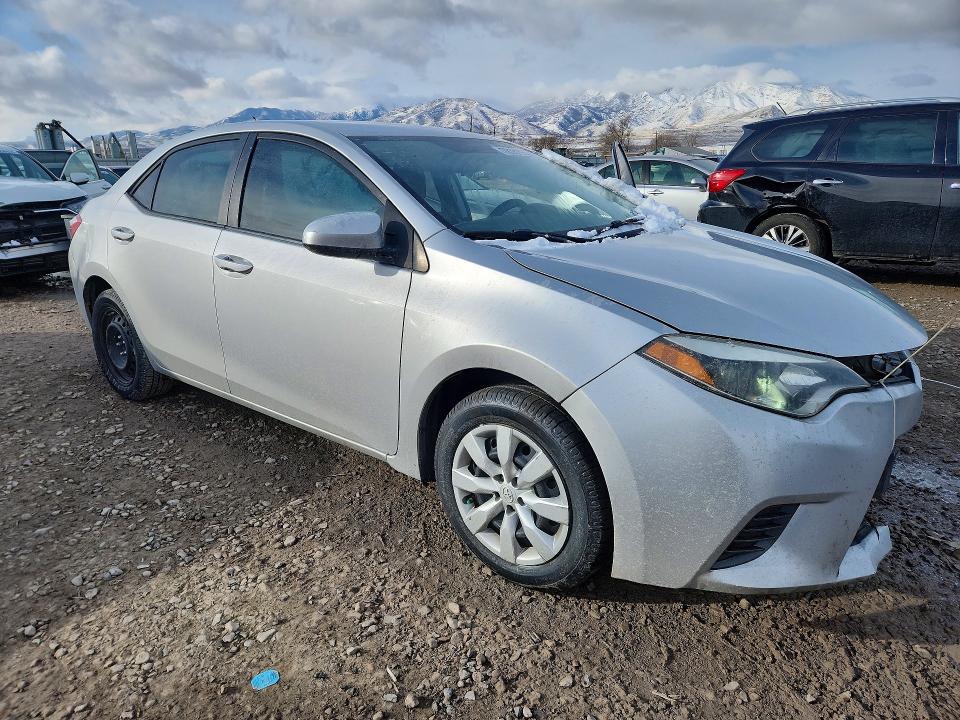 Photo 4 from auction – 2016 TOYOTA COROLLA with VIN 5YFBURHE8GP525700