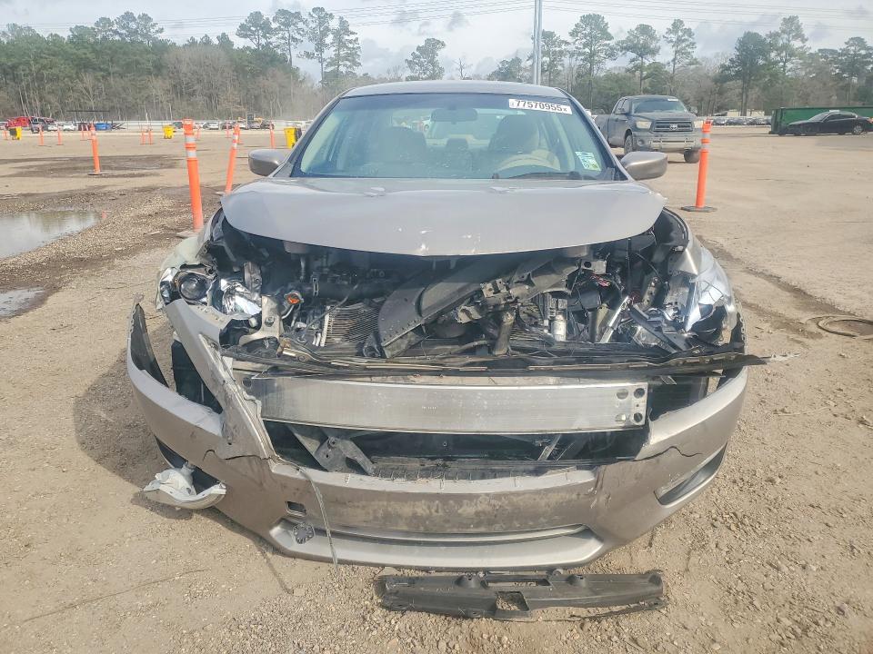 Photo 5 from auction – 2015 NISS ALTIMA with VIN 1N4AL3AP9FN378389