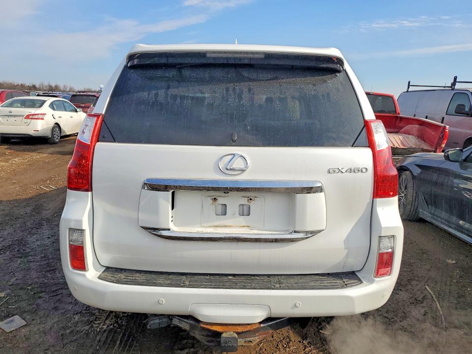 Photo 6 from auction – 2011 LEXUS GX 460 with VIN JTJBM7FX0B5028149