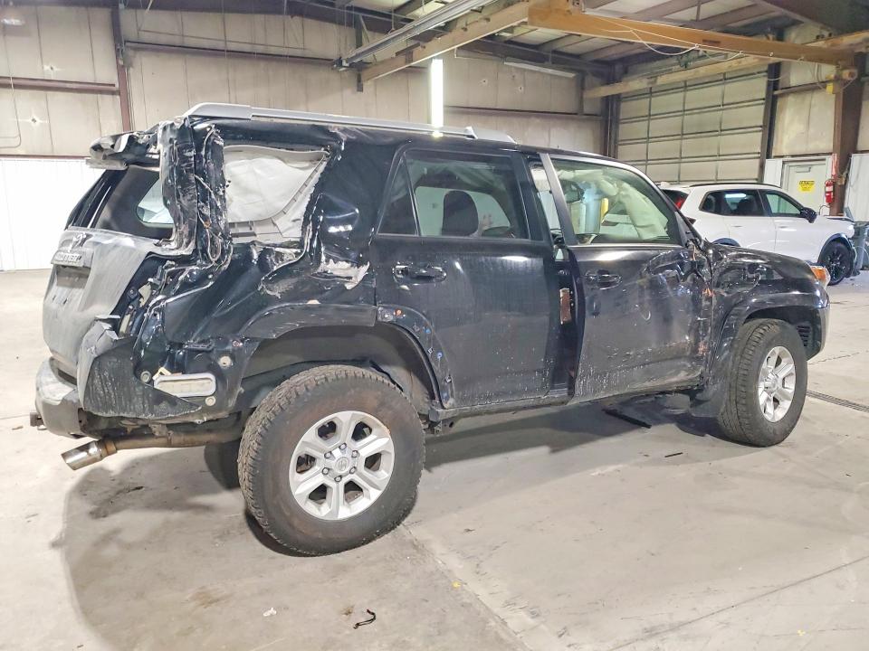 Photo 3 from auction – 2015 TOYOTA 4RUNNER with VIN JTEBU5JR5F5272798