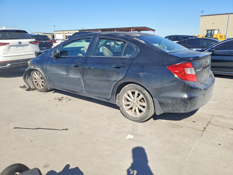 Photo 2 from auction – 2012 HONDA CIVIC EXL with VIN 2HGFB2F95CH551483