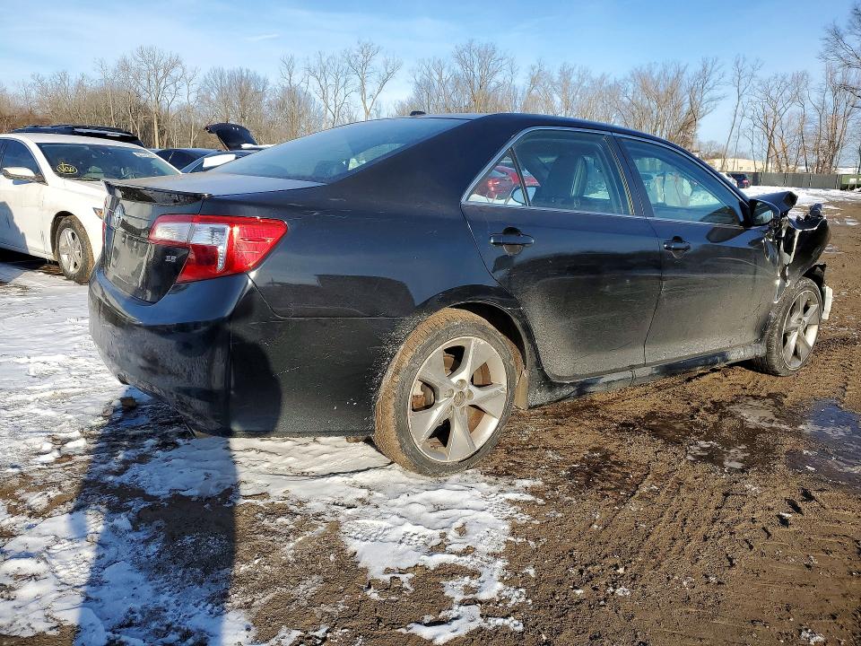 Photo 3 from auction – 2012 TOYOTA CAMRY BASE with VIN 4T1BF1FK0CU188744