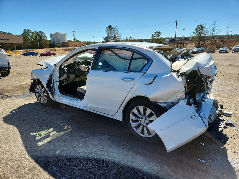 Zdjęcie 2 z aukcji – 2014 HONDA ACCORD z VIN 1HGCR2F73EA285282