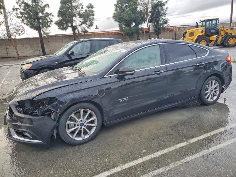 صورة رقم 1 من المزاد - 2017 FORD FUSION مع VIN 3FA6P0SU3HR122245