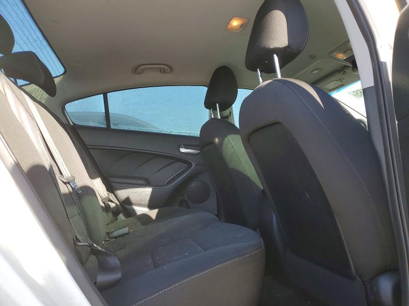 Photo 10 from auction – 2014 KIA FORTE with VIN KNAFK4A64E5216570