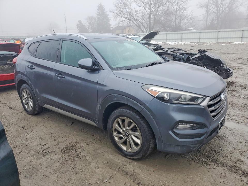Photo 4 from auction – 2017 HYUNDAI TUCSON with VIN KM8J3CA44HU261985