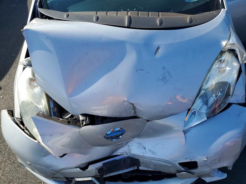 Photo 11 from auction – 2014 NISSAN LEAF with VIN 1N4AZ0CP0EC334480